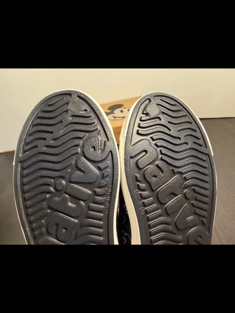 Native Jefferson Print Shoes Black/White/Mickey Doodle Little Kids/Toddler C11
